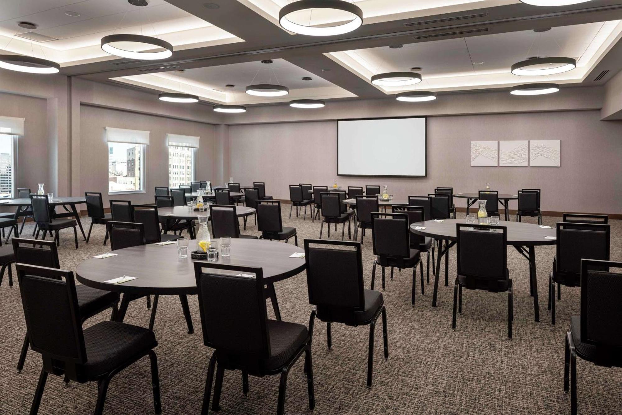 Tru By Hilton Denver Downtown Convention Center Bagian luar foto